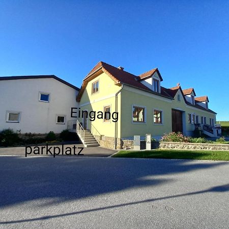 Apartment Am Alpakahof Hahn Grafenschlag Esterno foto